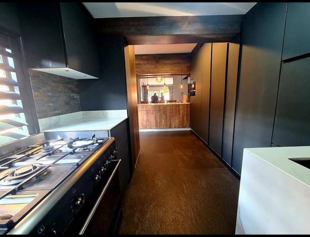 4 BEDROOM TOWNHOUSE FOR SALE IN MUSGRAVE